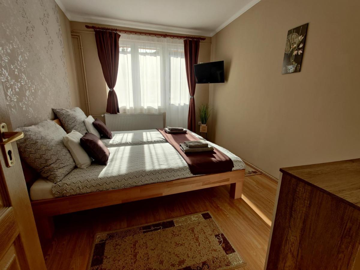Katalin Apartmanhaz Мисколк Екстериор снимка