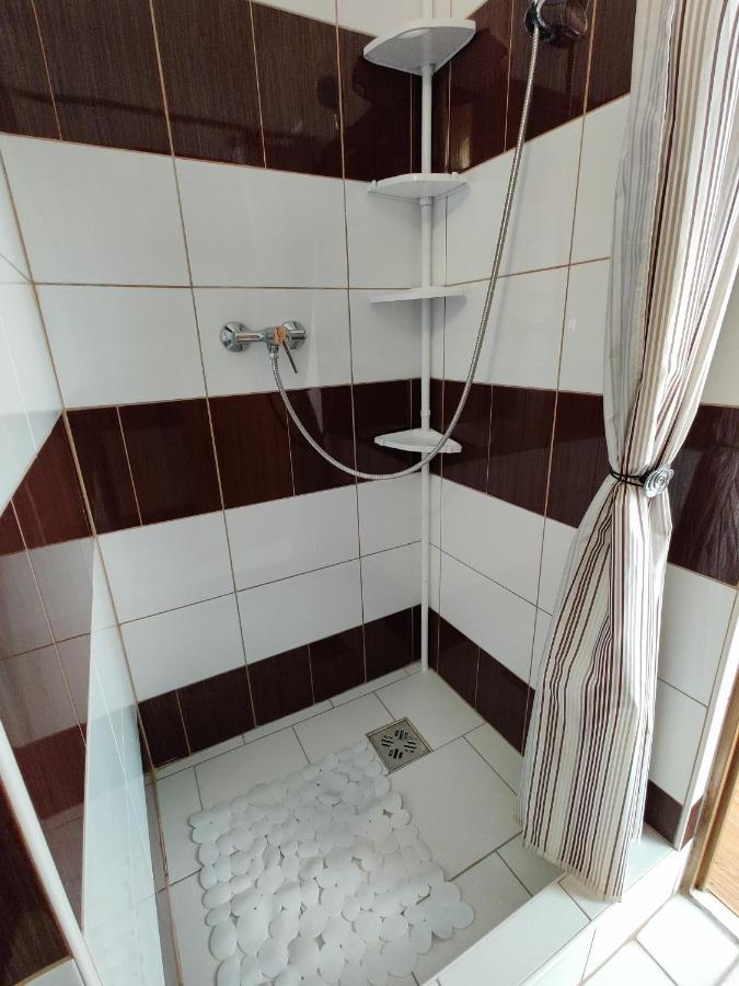 Katalin Apartmanhaz Мисколк Екстериор снимка